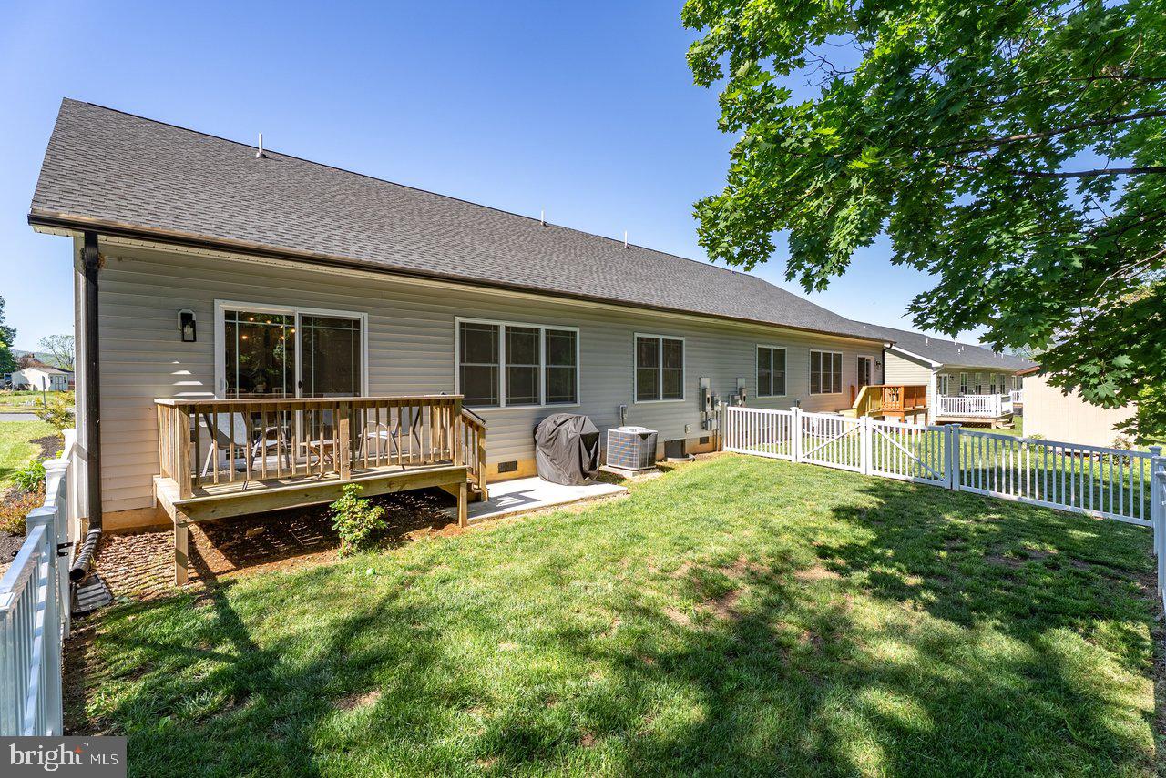 WILLOW OAKS - Residential