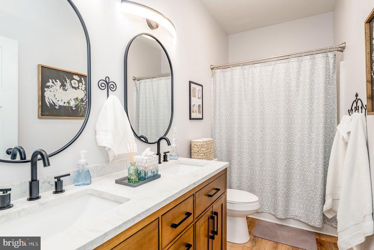 WILLOW OAKS - Residential