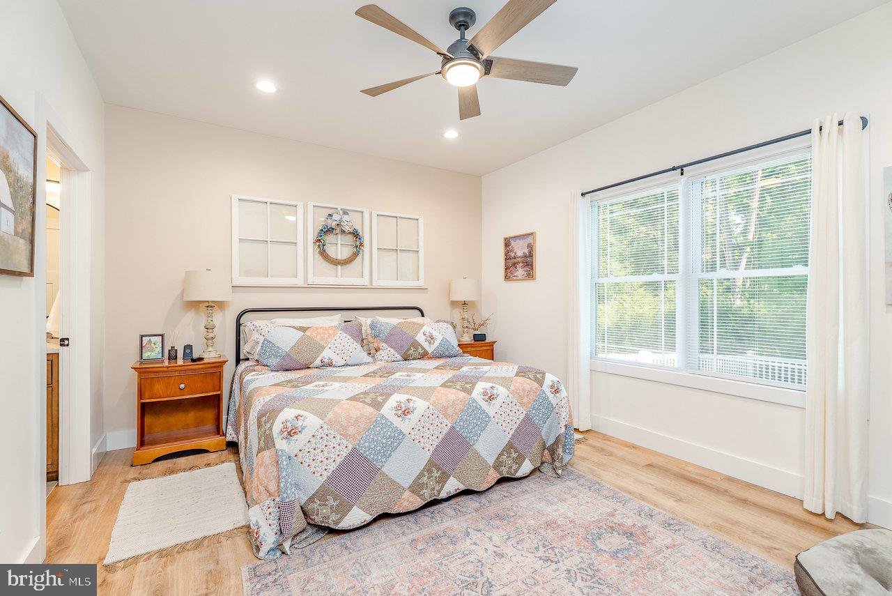 WILLOW OAKS - Residential