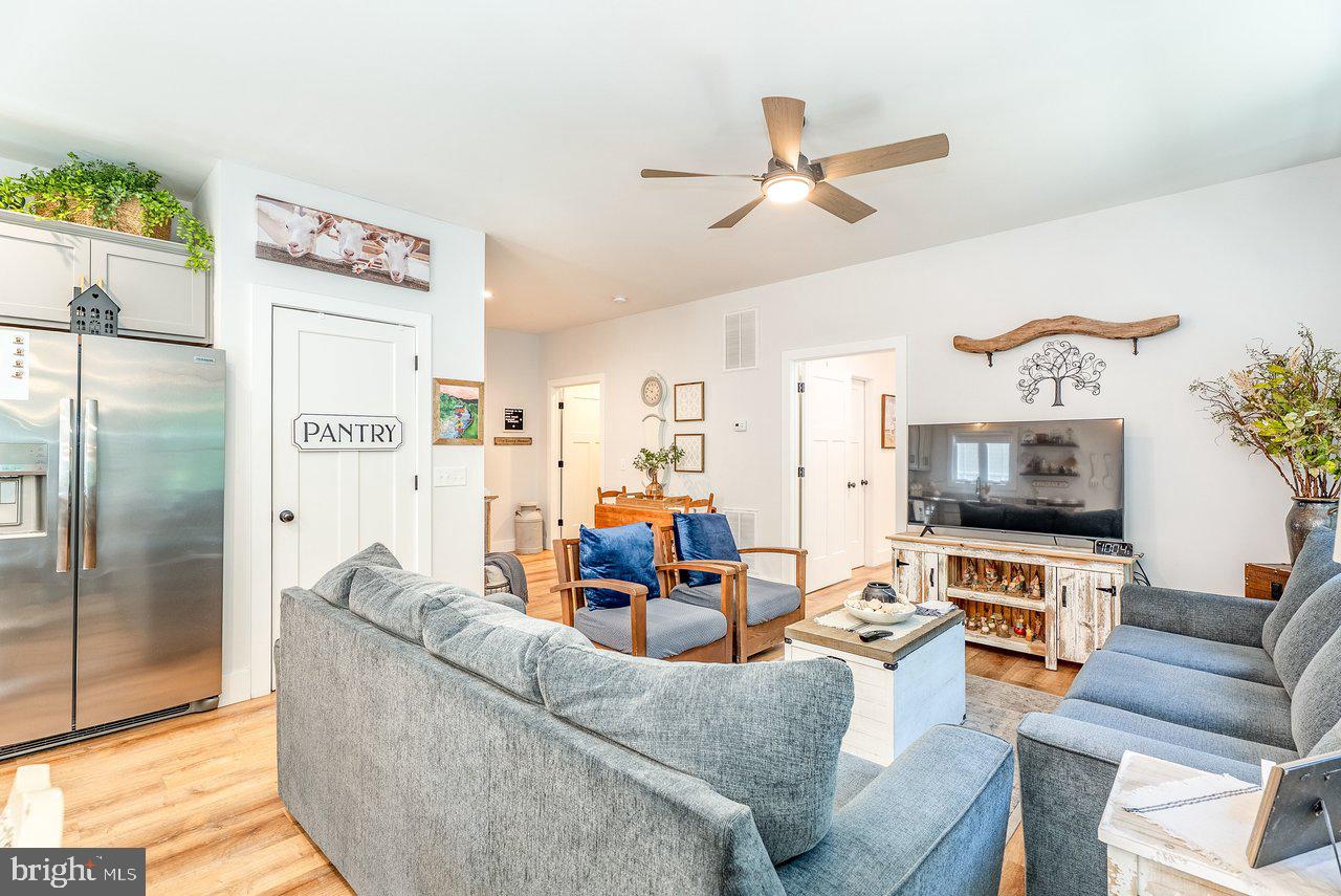 WILLOW OAKS - Residential