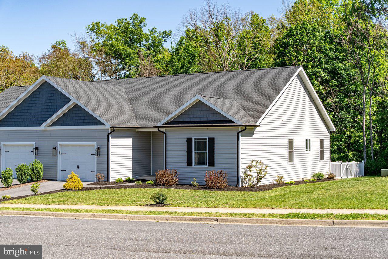 WILLOW OAKS - Residential