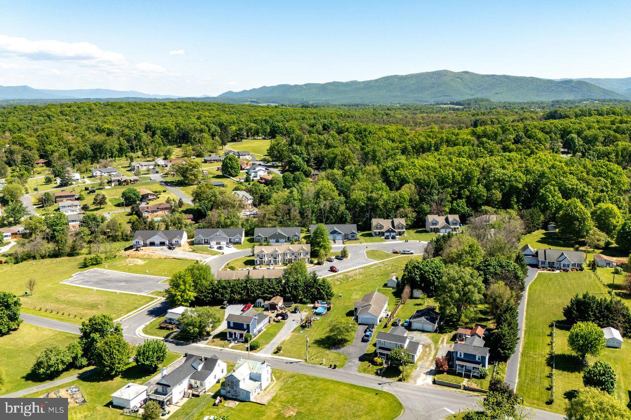 WILLOW OAKS - Residential
