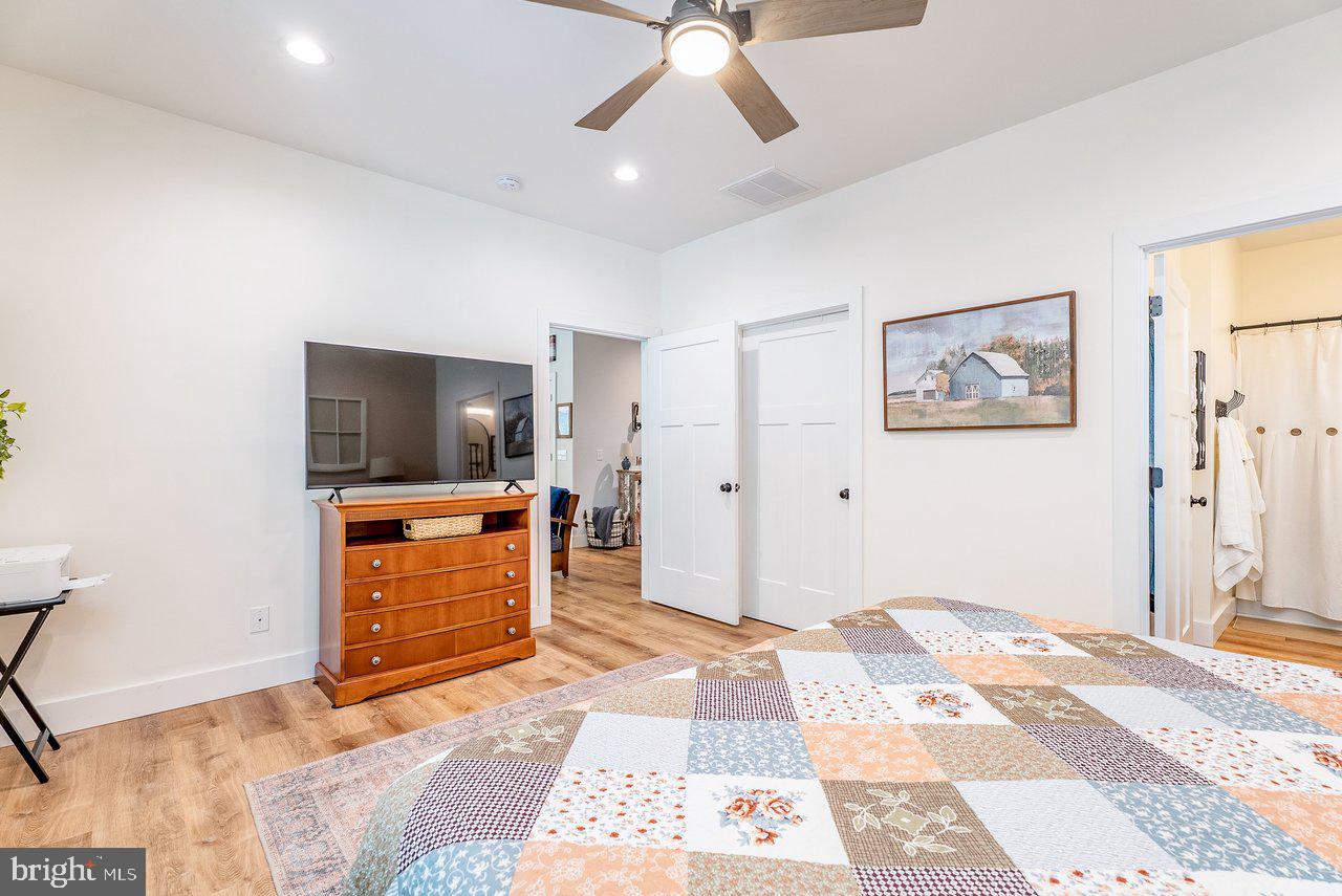 WILLOW OAKS - Residential