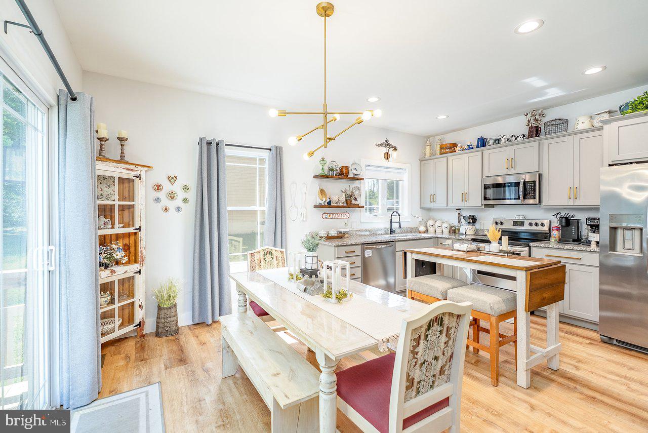 WILLOW OAKS - Residential