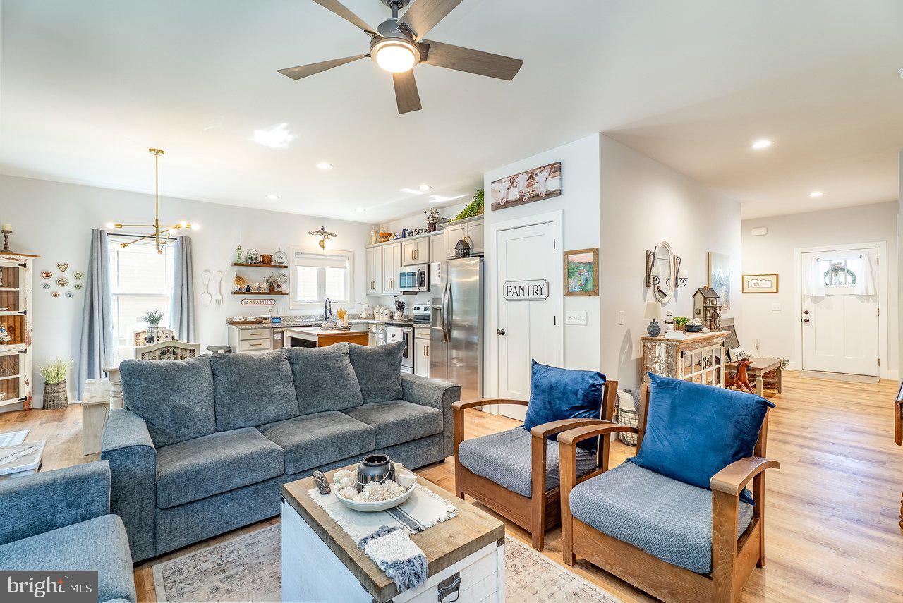 WILLOW OAKS - Residential