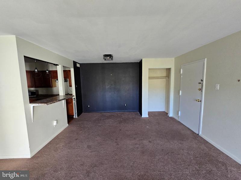 TREETOP CONDO - Residential