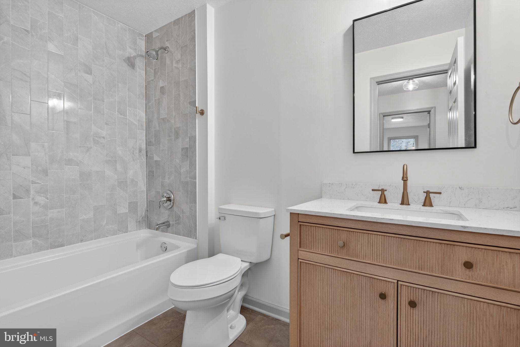 WHITE ROCK ACRES - Residential