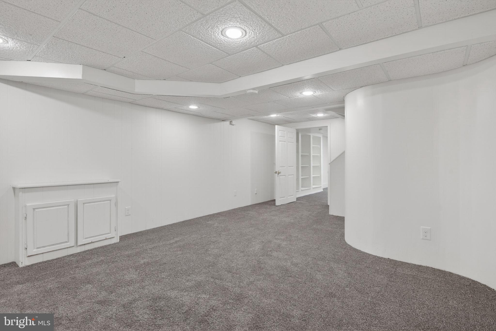 WHITE ROCK ACRES - Residential