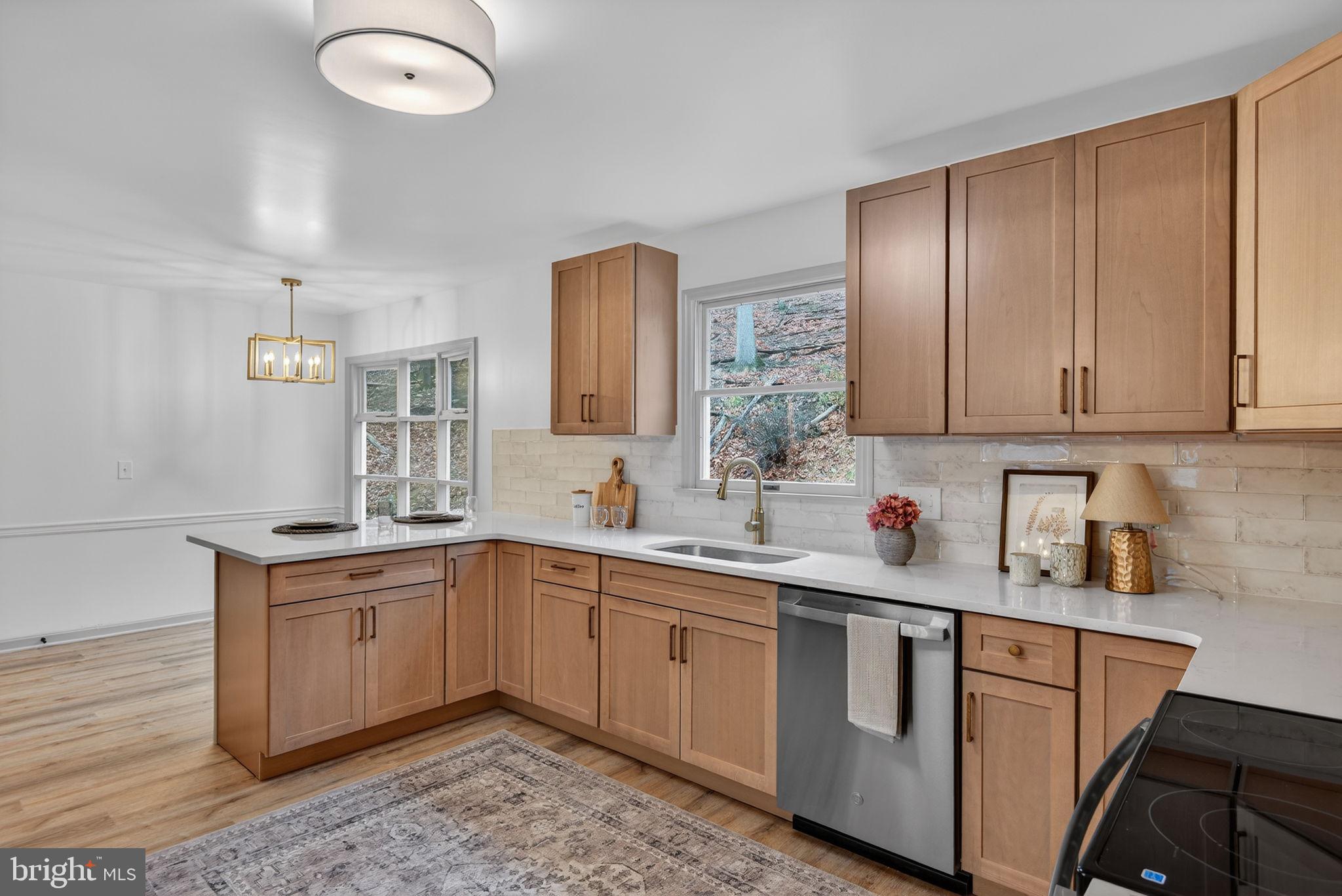 WHITE ROCK ACRES - Residential