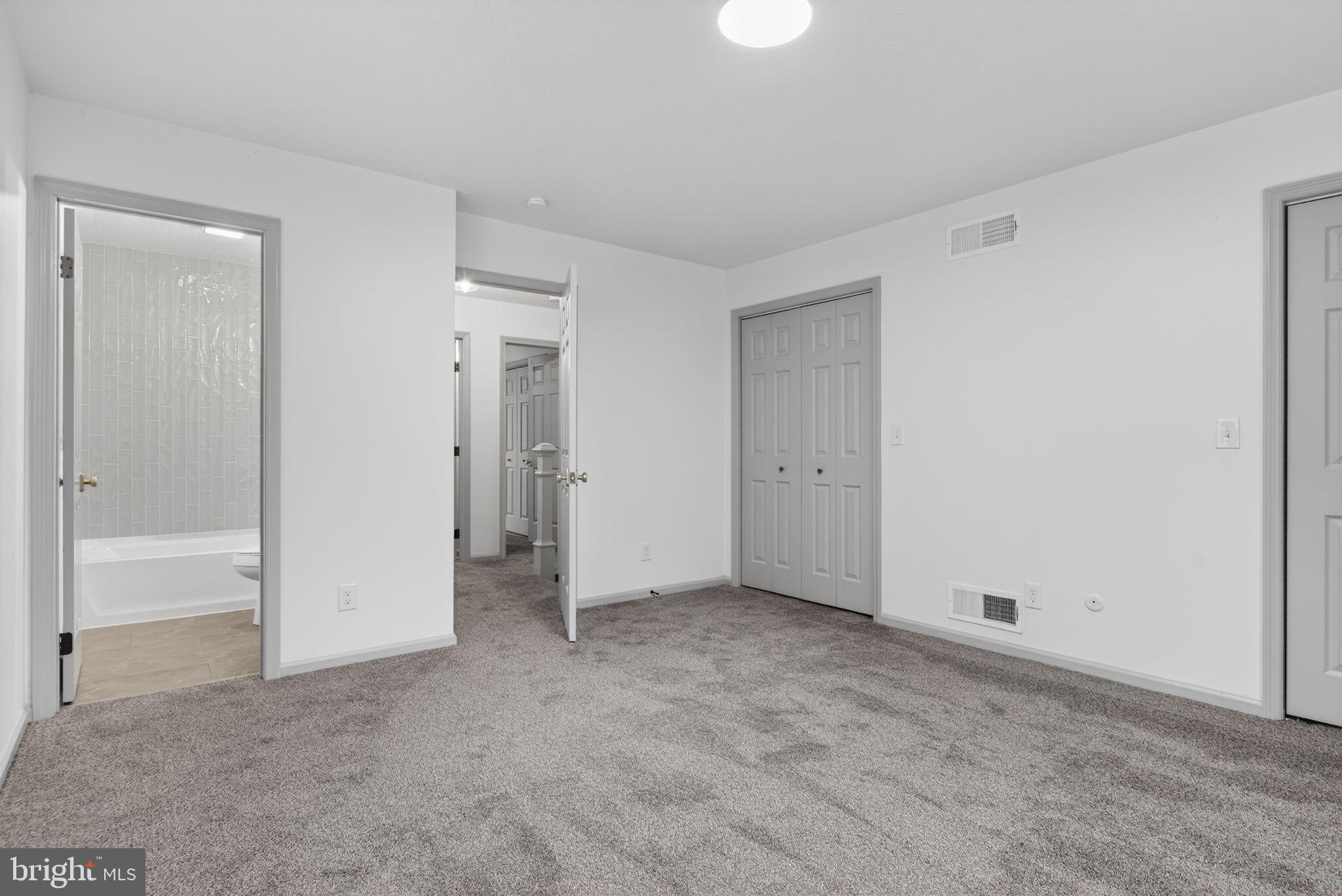 WHITE ROCK ACRES - Residential