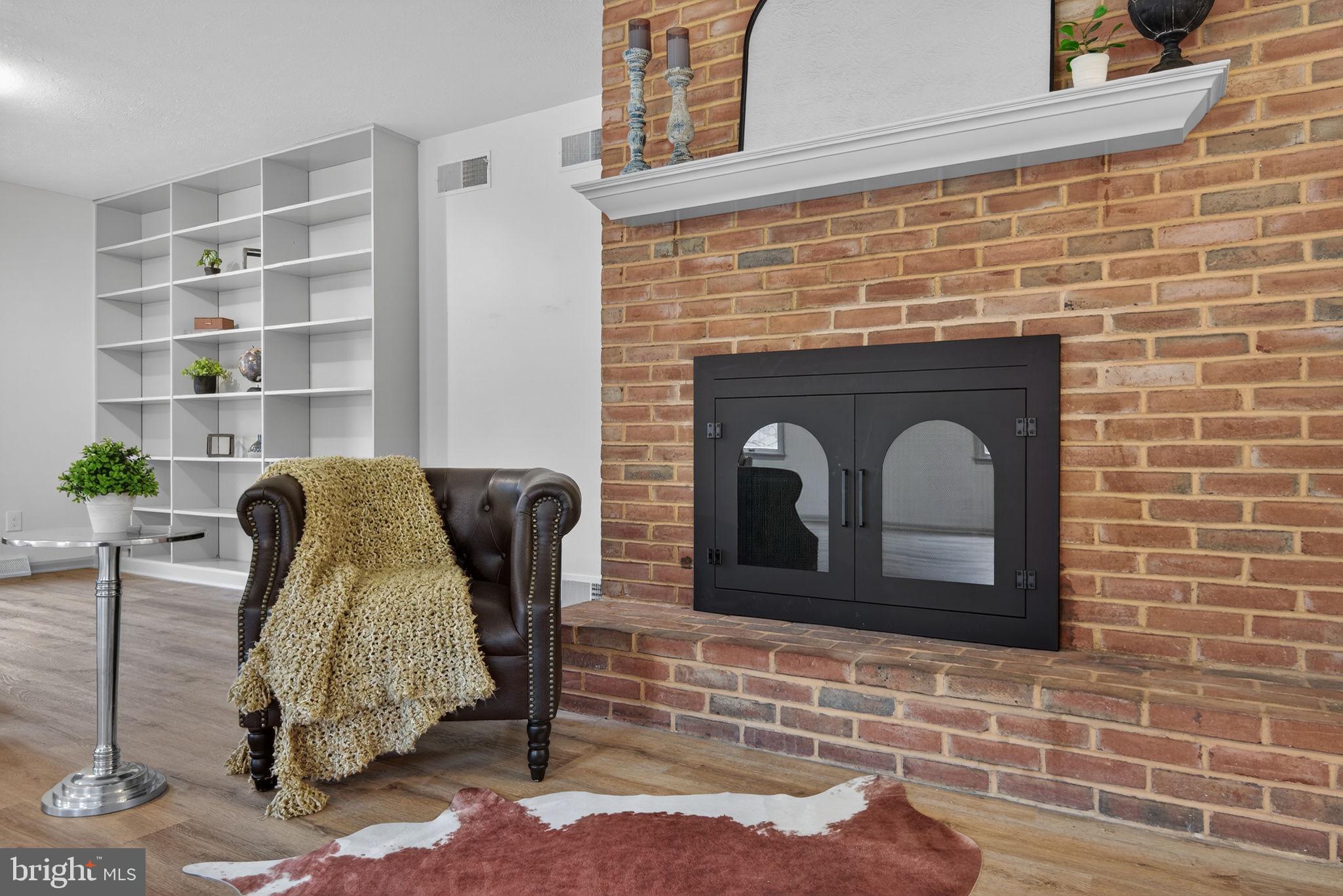 WHITE ROCK ACRES - Residential