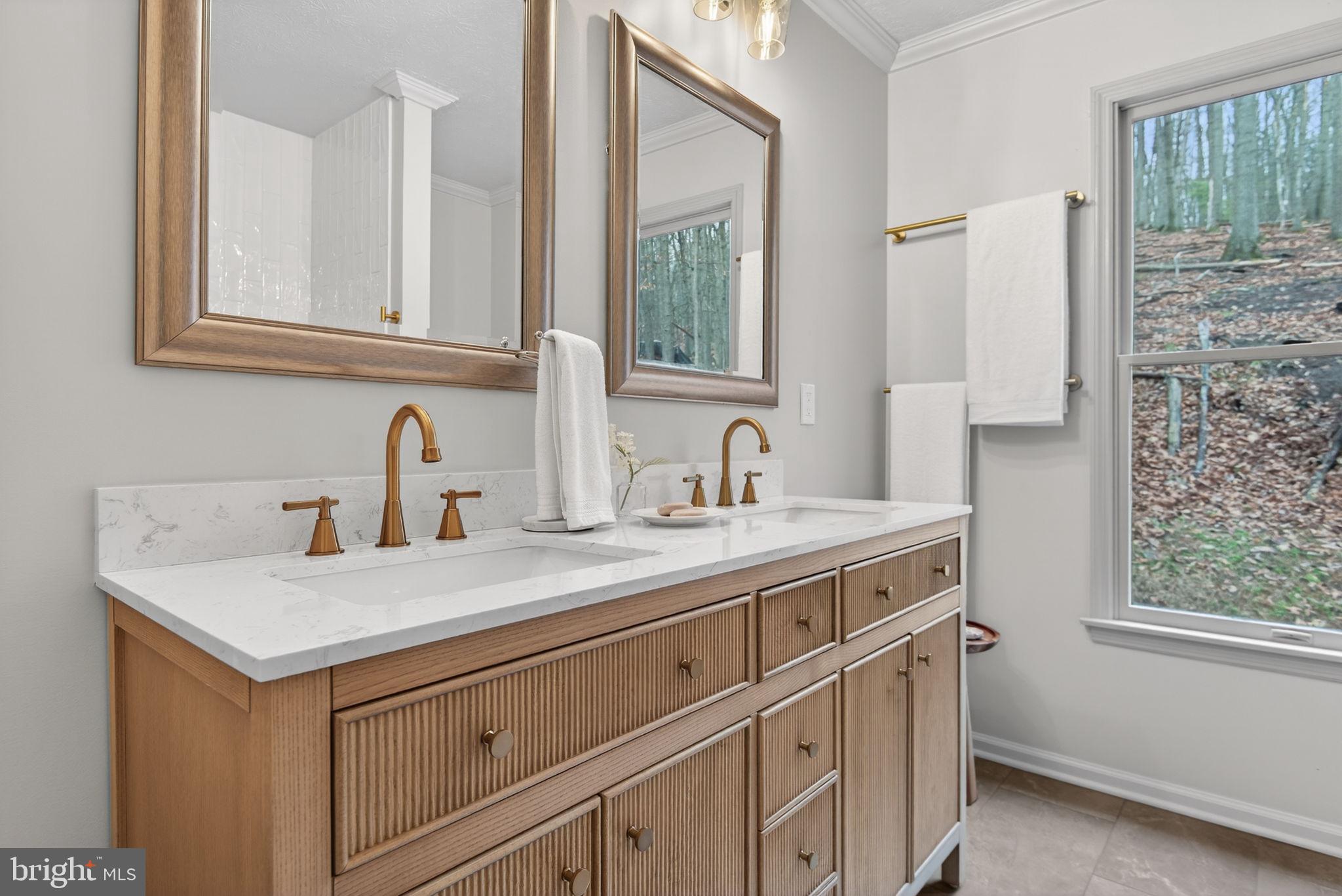 WHITE ROCK ACRES - Residential