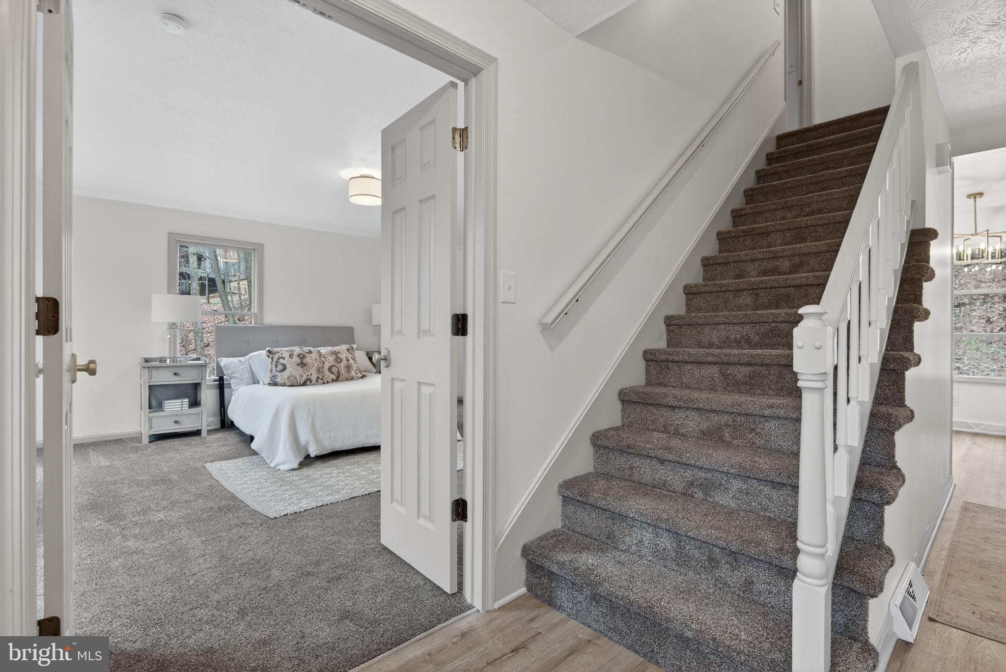 WHITE ROCK ACRES - Residential