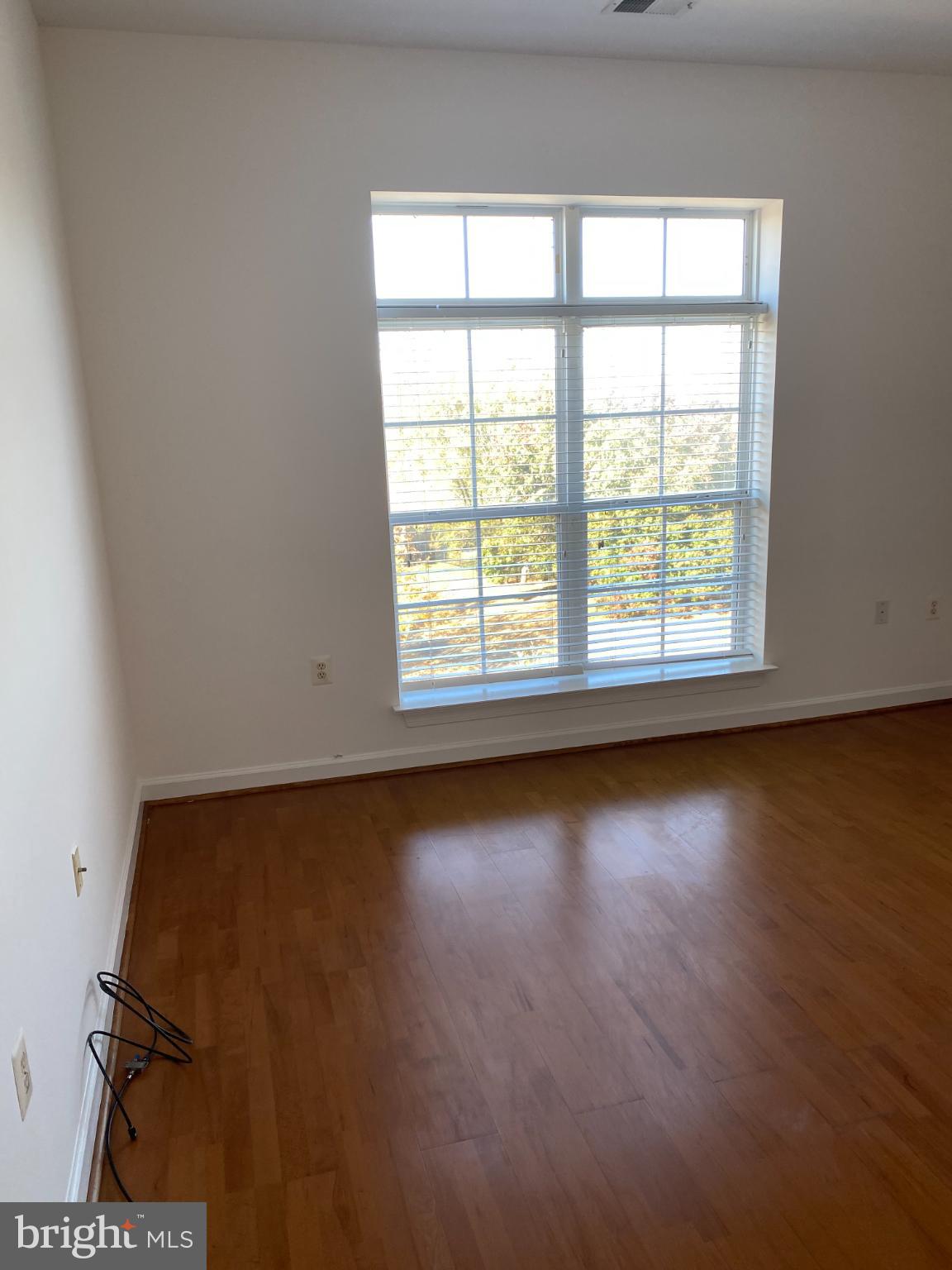 RIVER CLUB 1 AT BELMONT - Residential Lease