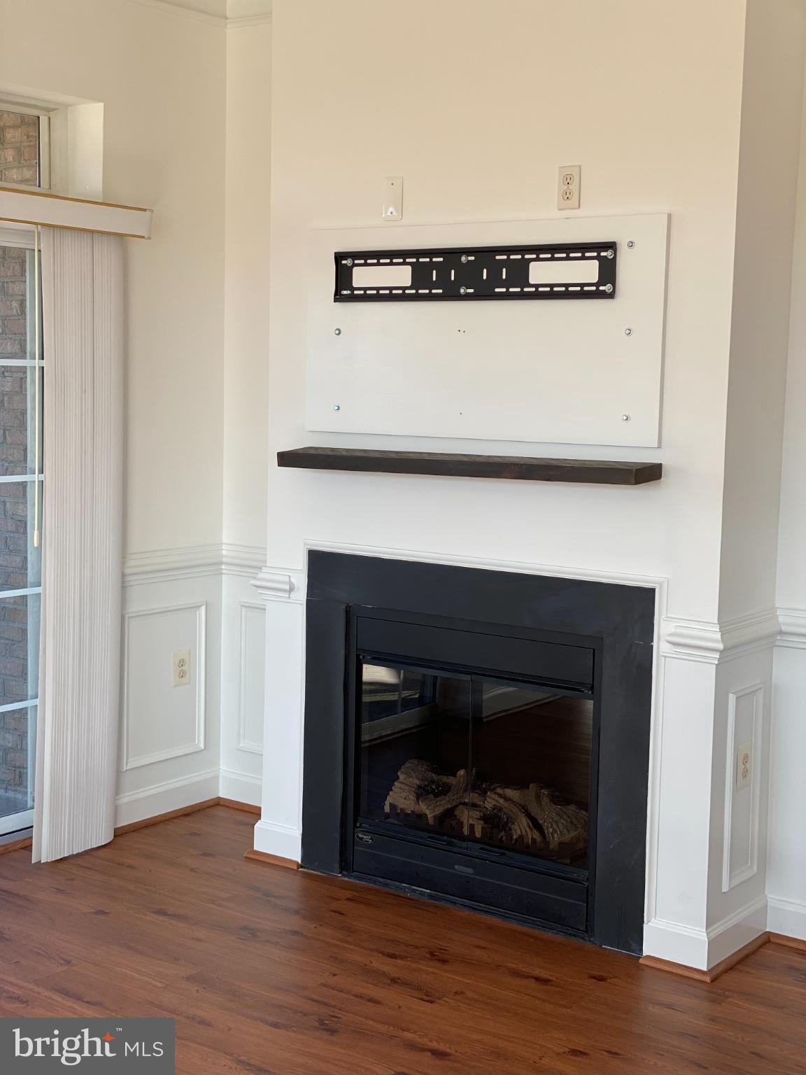 RIVER CLUB 1 AT BELMONT - Residential Lease