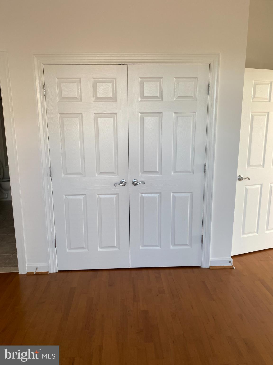 RIVER CLUB 1 AT BELMONT - Residential Lease