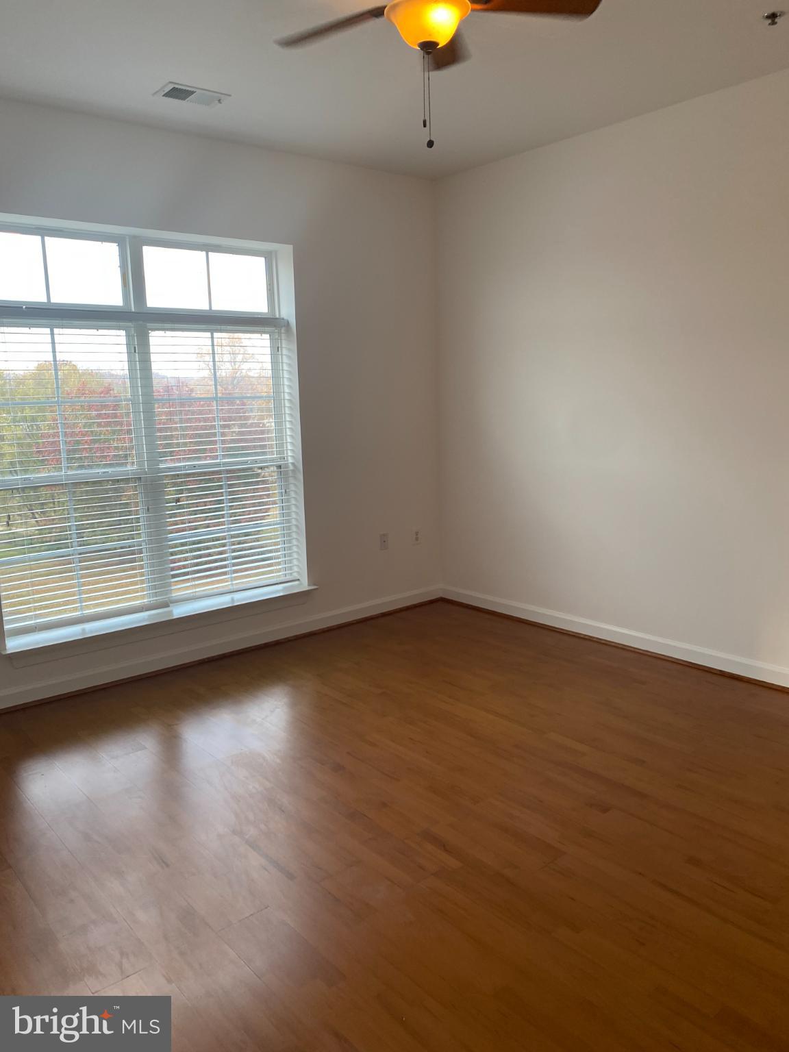 RIVER CLUB 1 AT BELMONT - Residential Lease