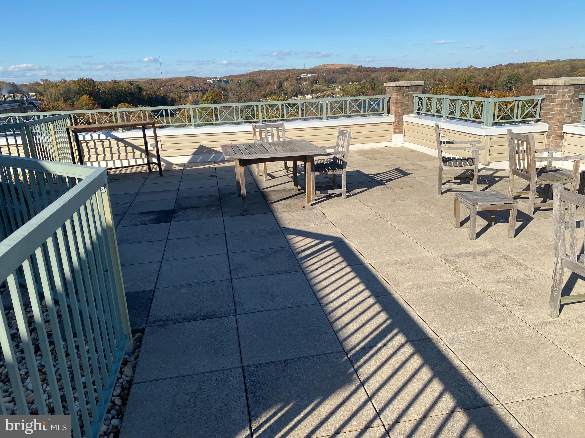 RIVER CLUB 1 AT BELMONT - Residential Lease