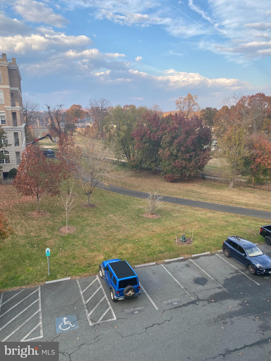 RIVER CLUB 1 AT BELMONT - Residential Lease