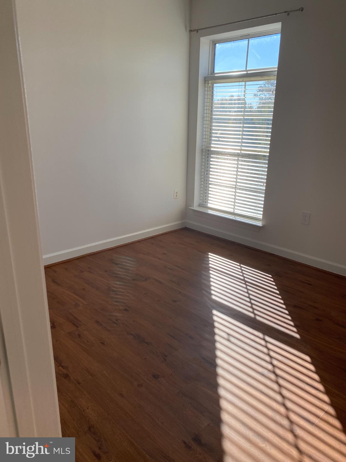 RIVER CLUB 1 AT BELMONT - Residential Lease