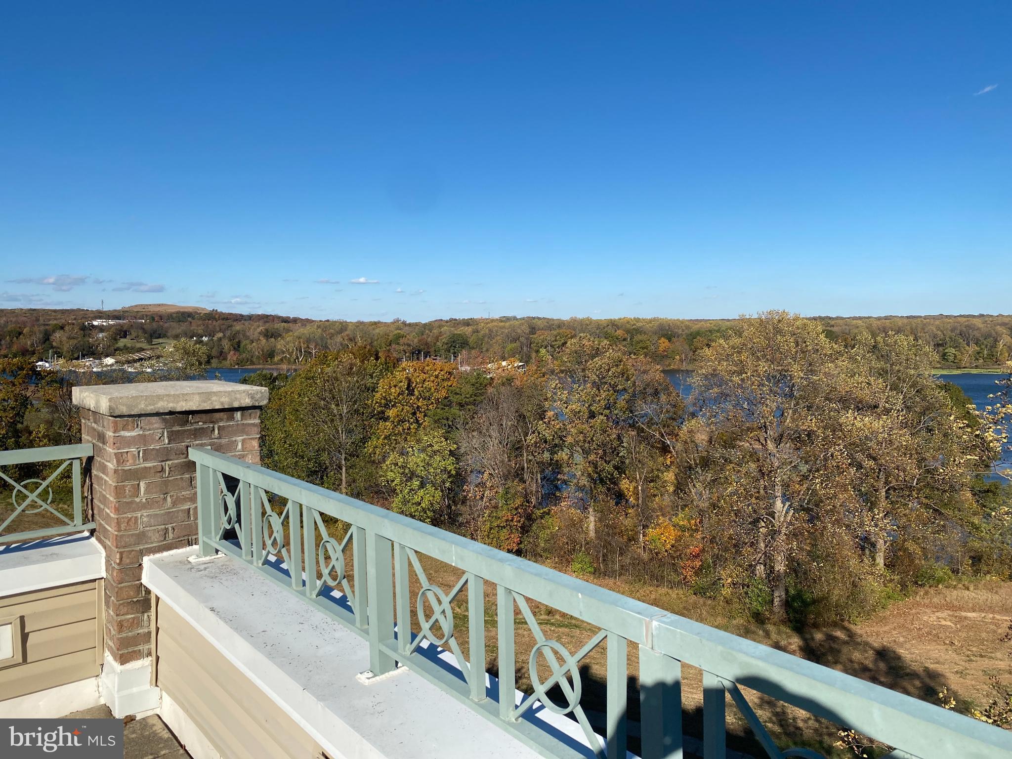 RIVER CLUB 1 AT BELMONT - Residential Lease