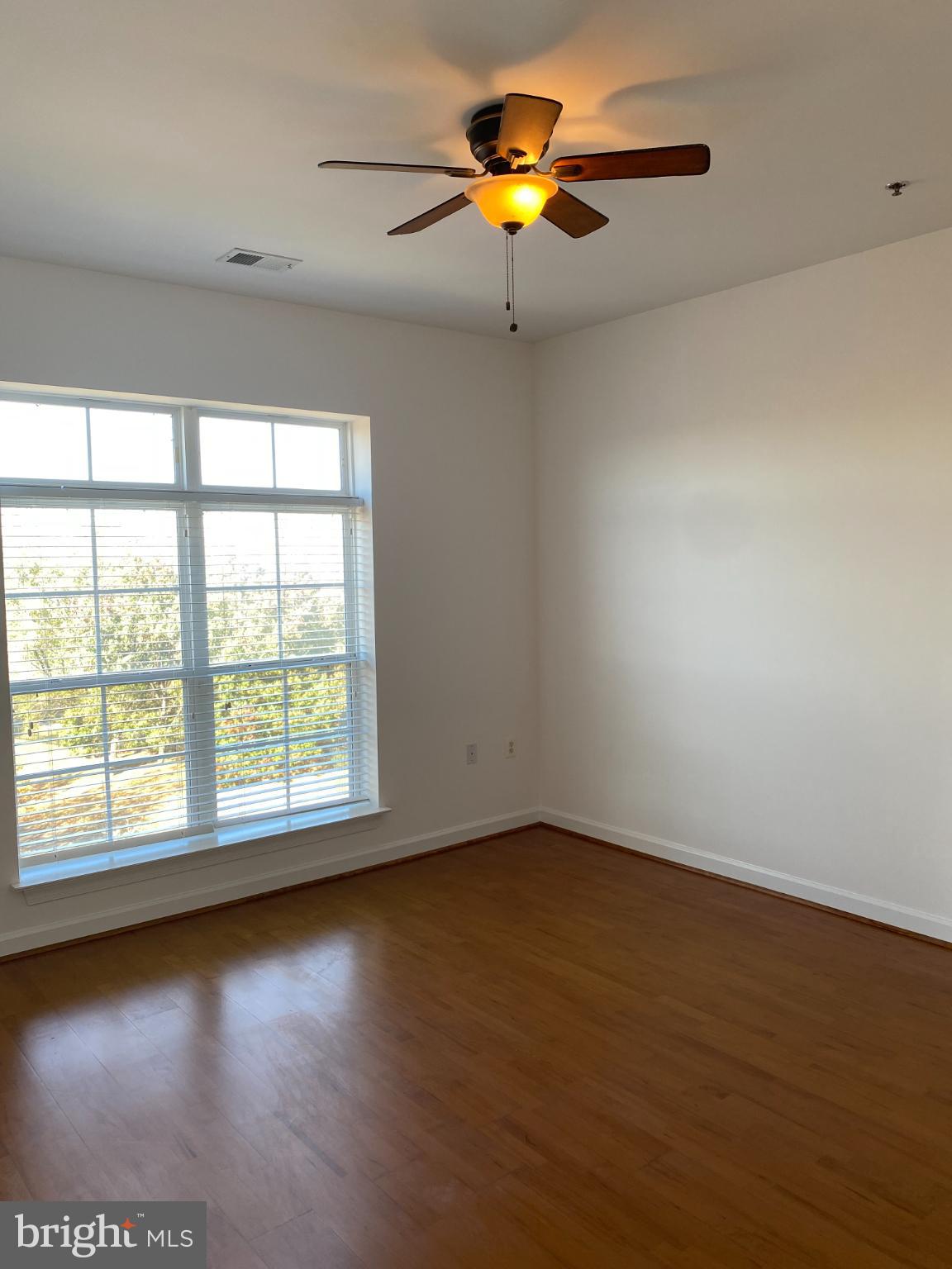 RIVER CLUB 1 AT BELMONT - Residential Lease