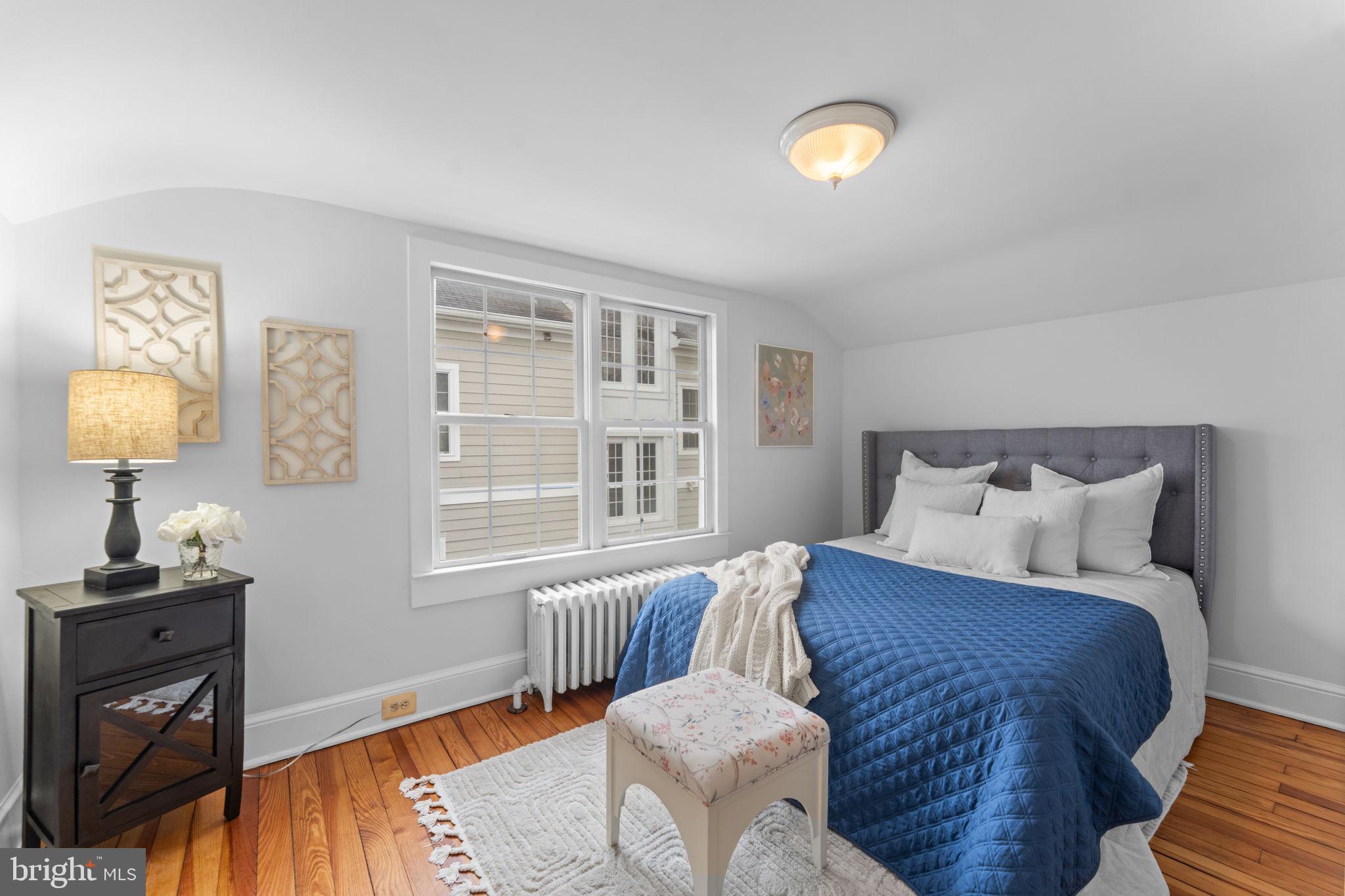 ADDISON HEIGHTS - Residential