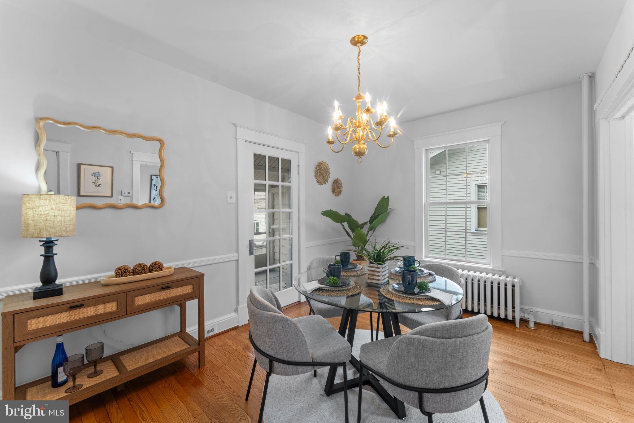 ADDISON HEIGHTS - Residential