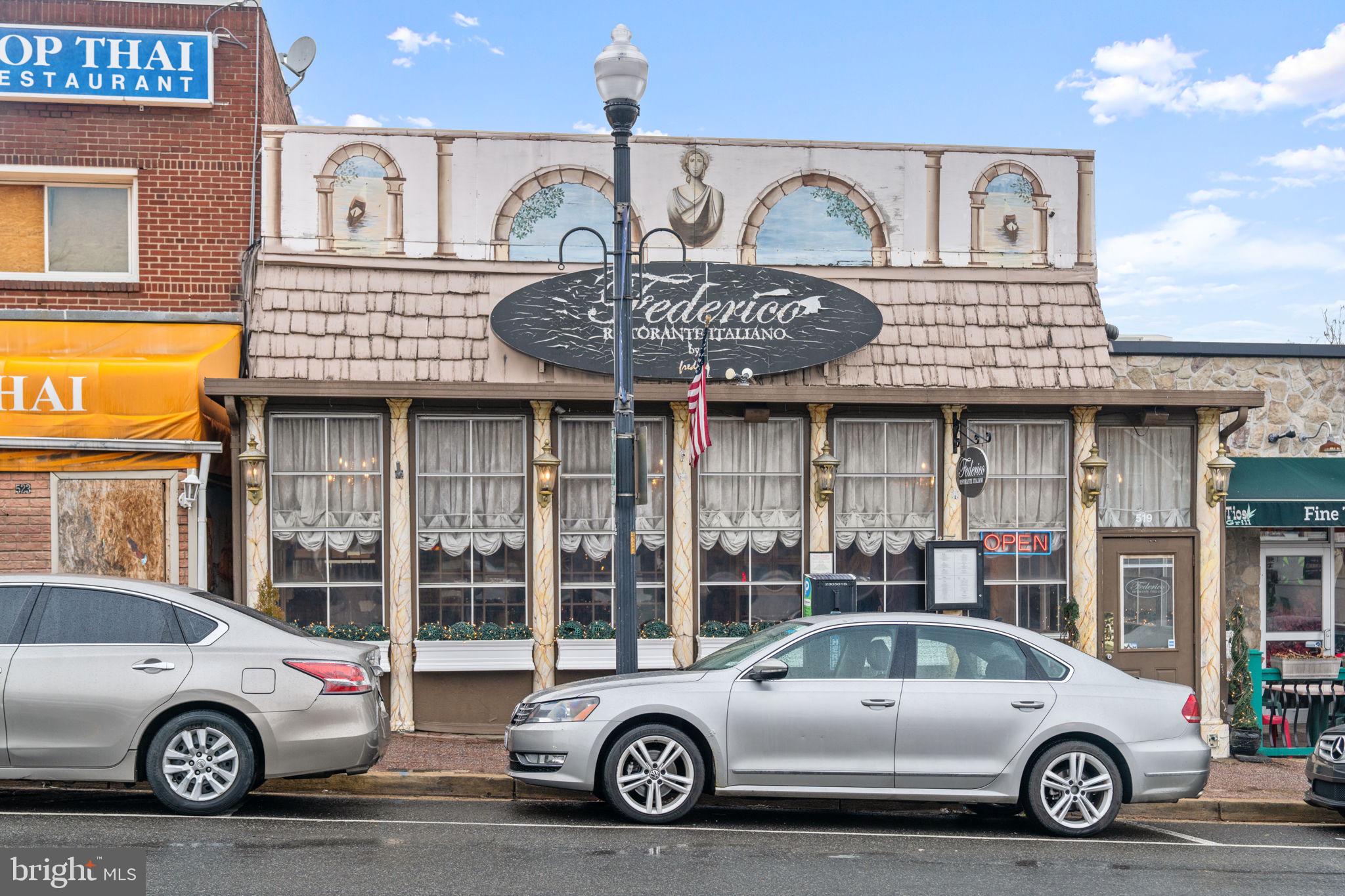 ADDISON HEIGHTS - Residential