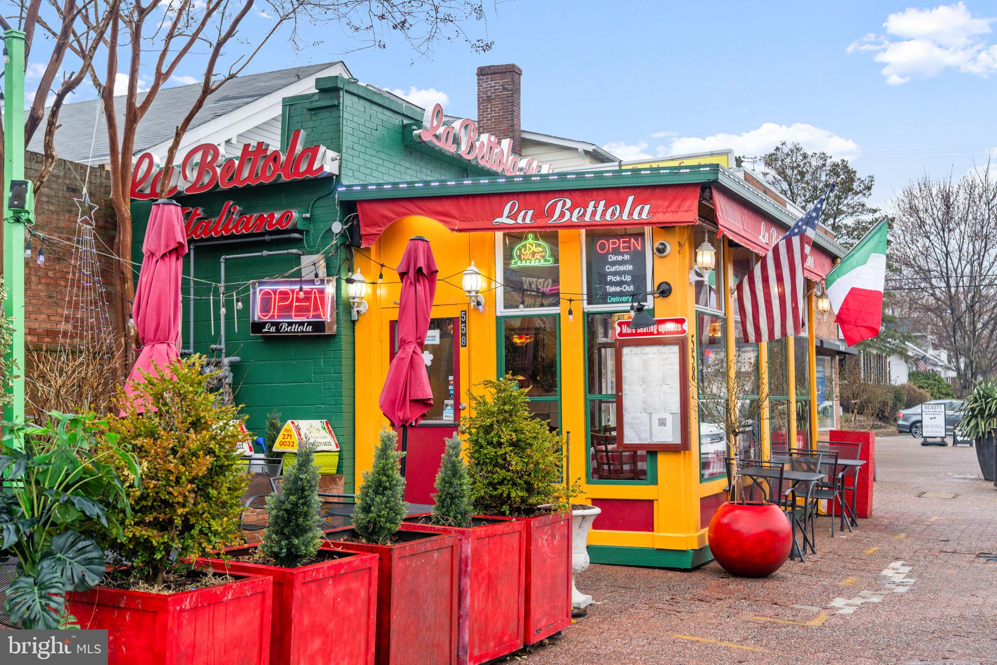 ADDISON HEIGHTS - Residential