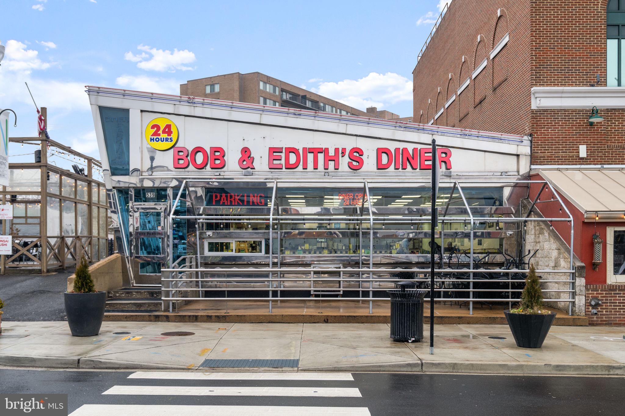 ADDISON HEIGHTS - Residential