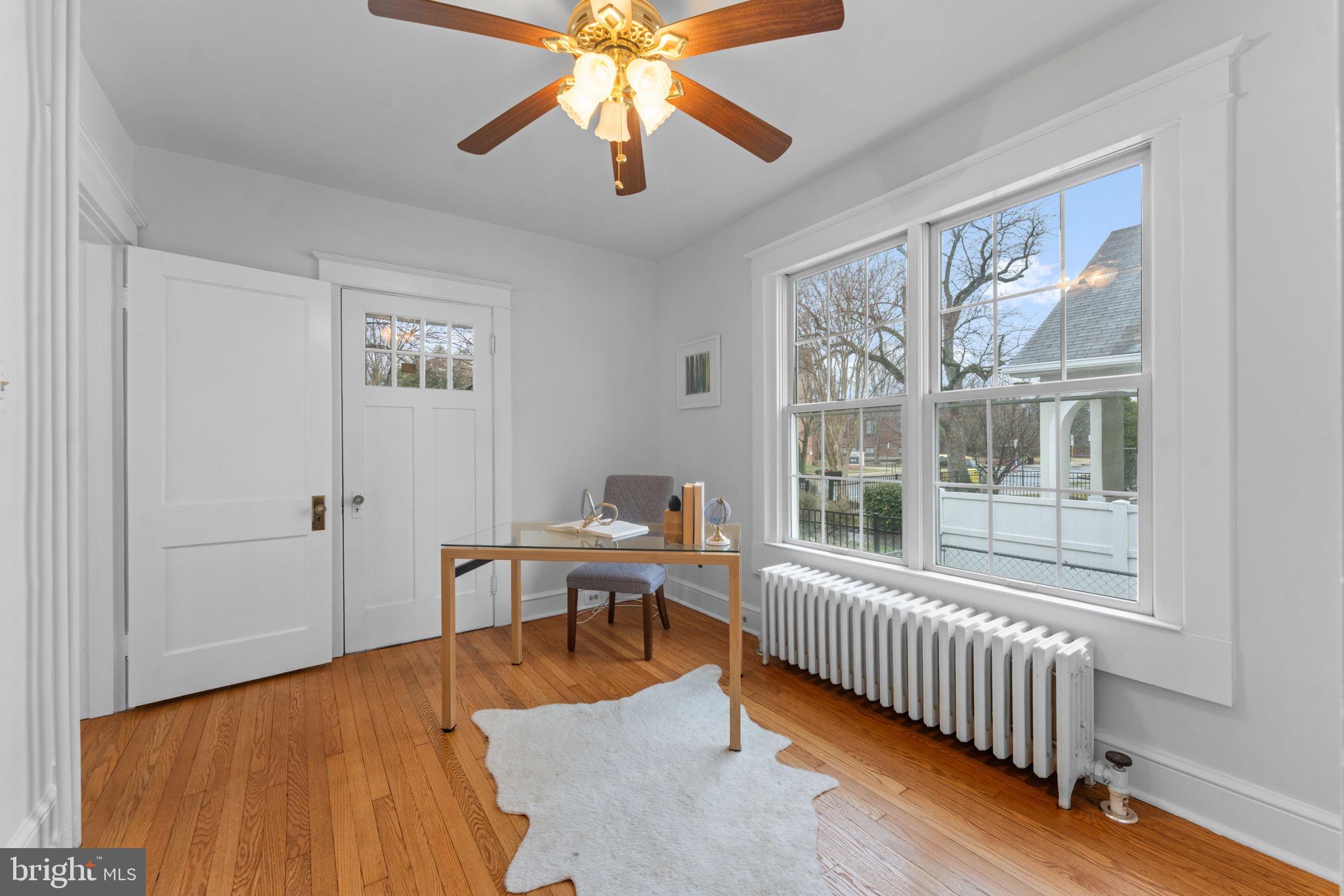 ADDISON HEIGHTS - Residential