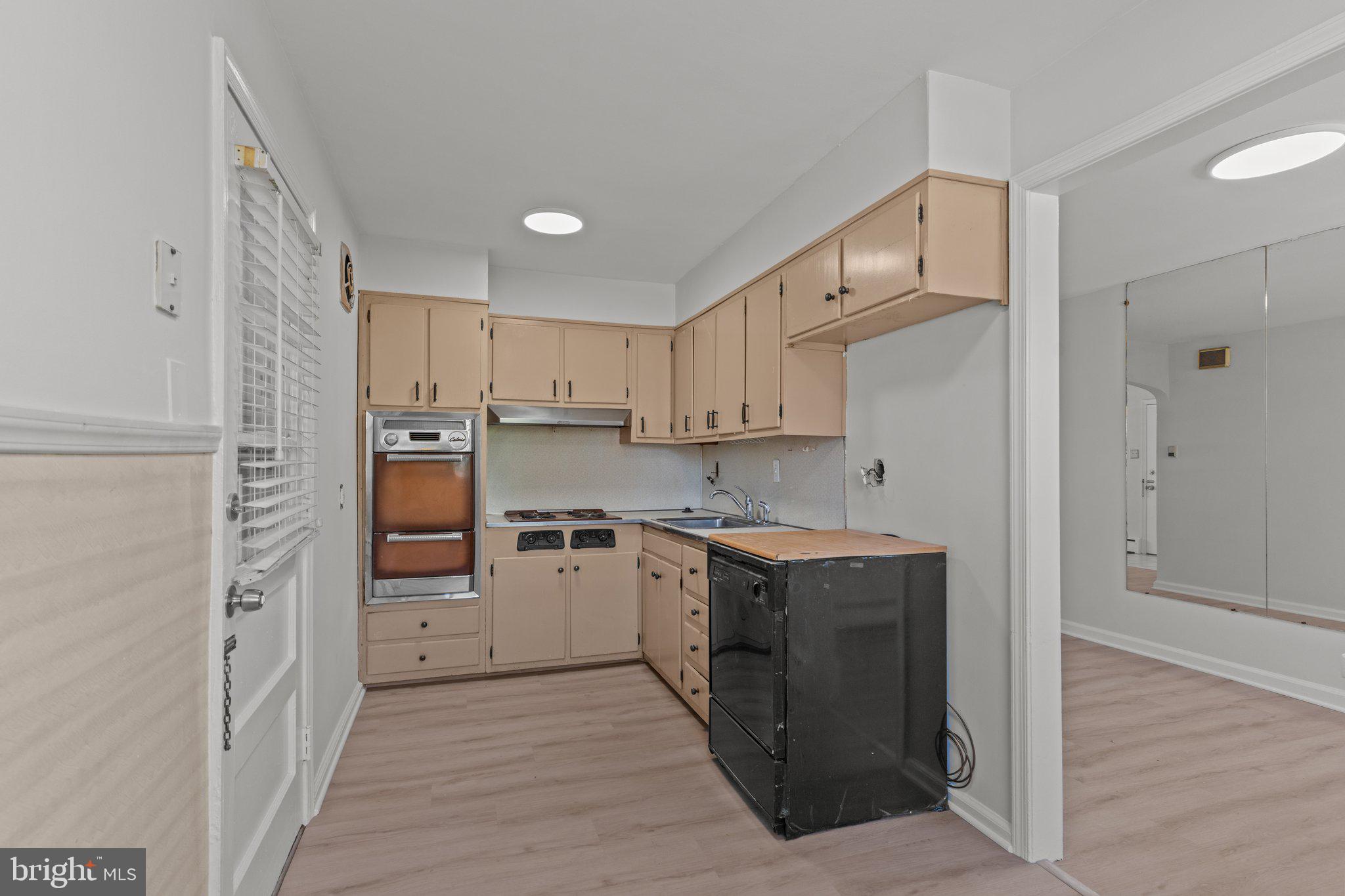 RHAWNHURST - Residential