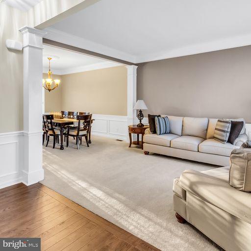WINDSOR RIDGE - Residential