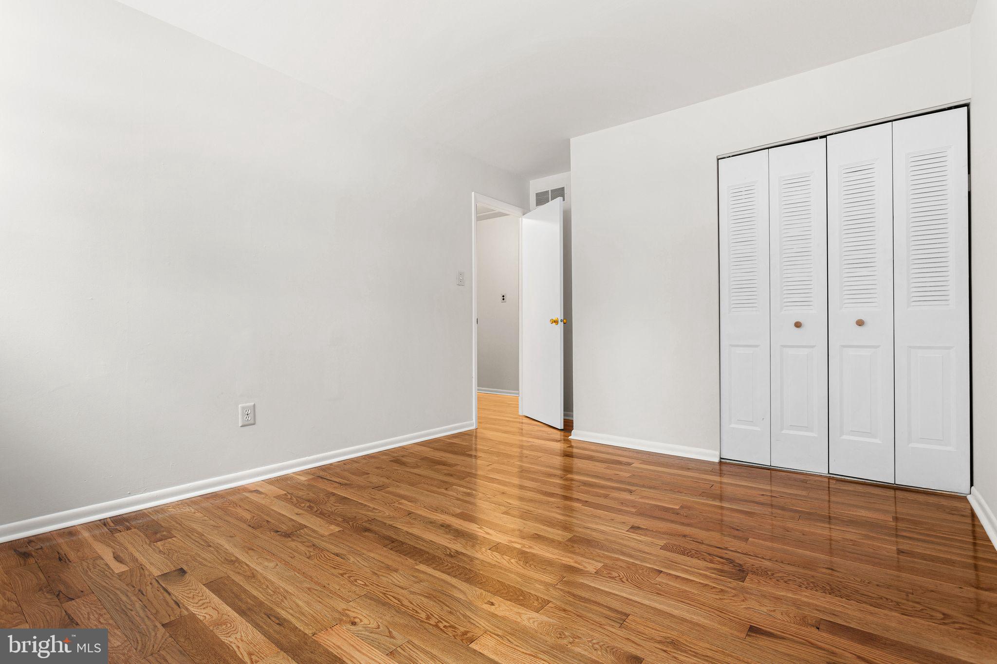 GLENSIDE - Residential