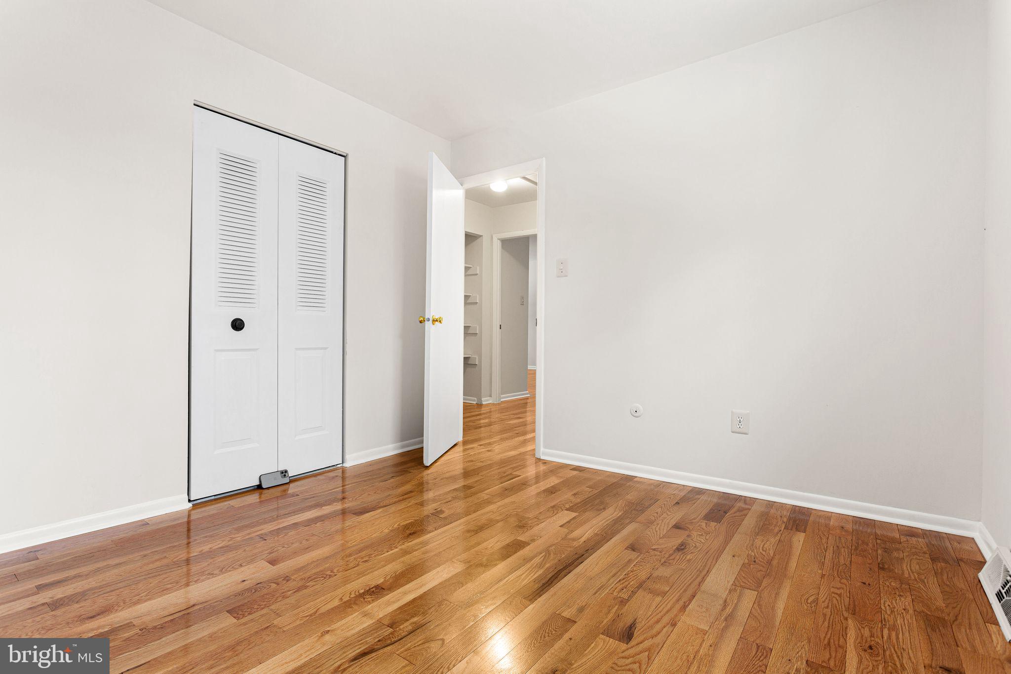 GLENSIDE - Residential