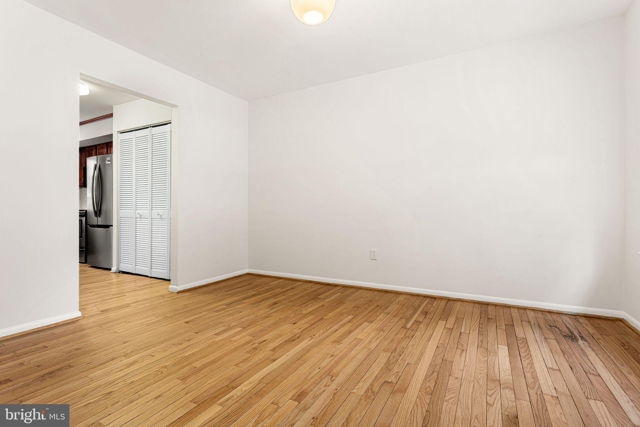 GLENSIDE - Residential