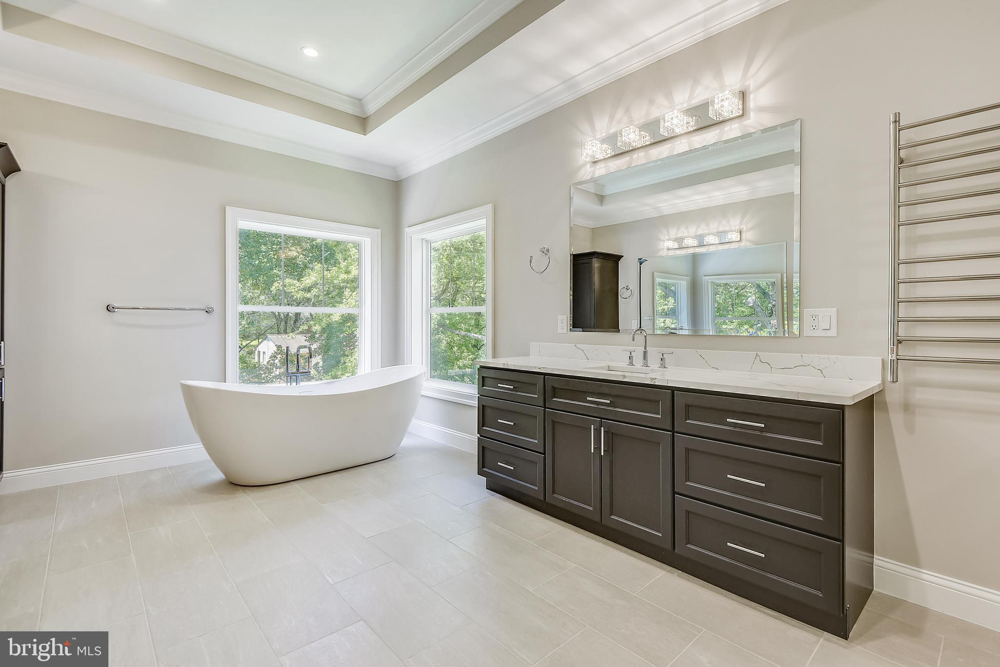 VIENNA WOODS - Residential