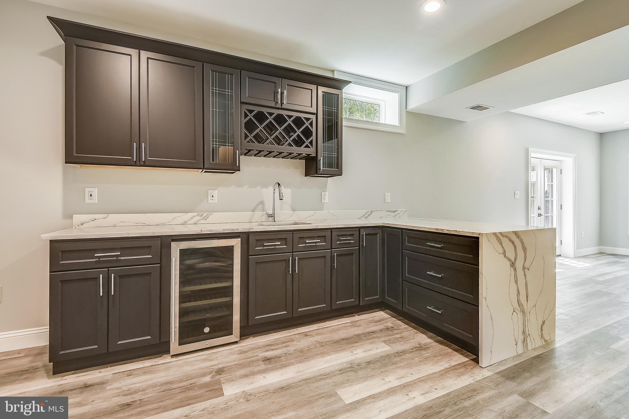 VIENNA WOODS - Residential