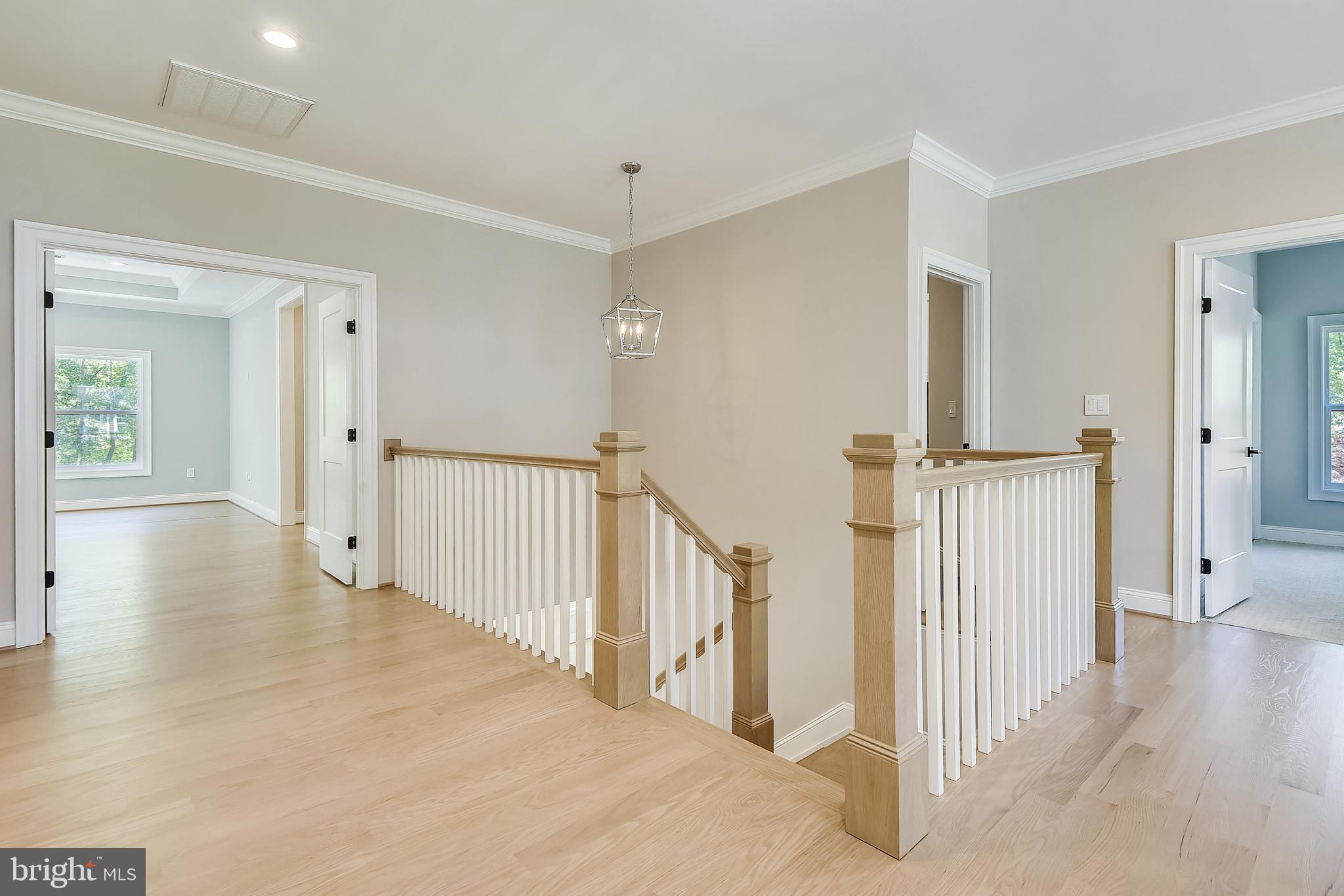 VIENNA WOODS - Residential