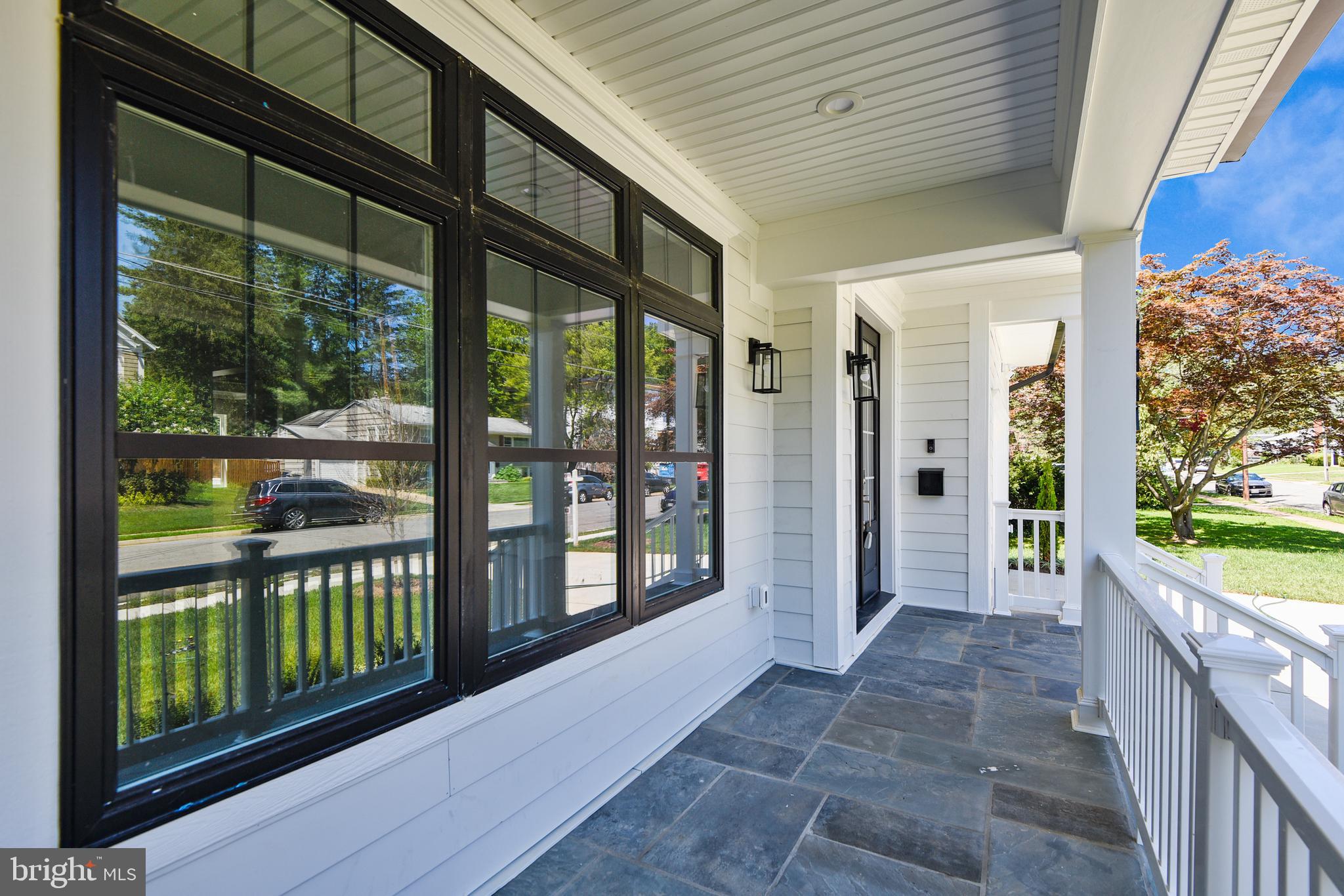 VIENNA WOODS - Residential