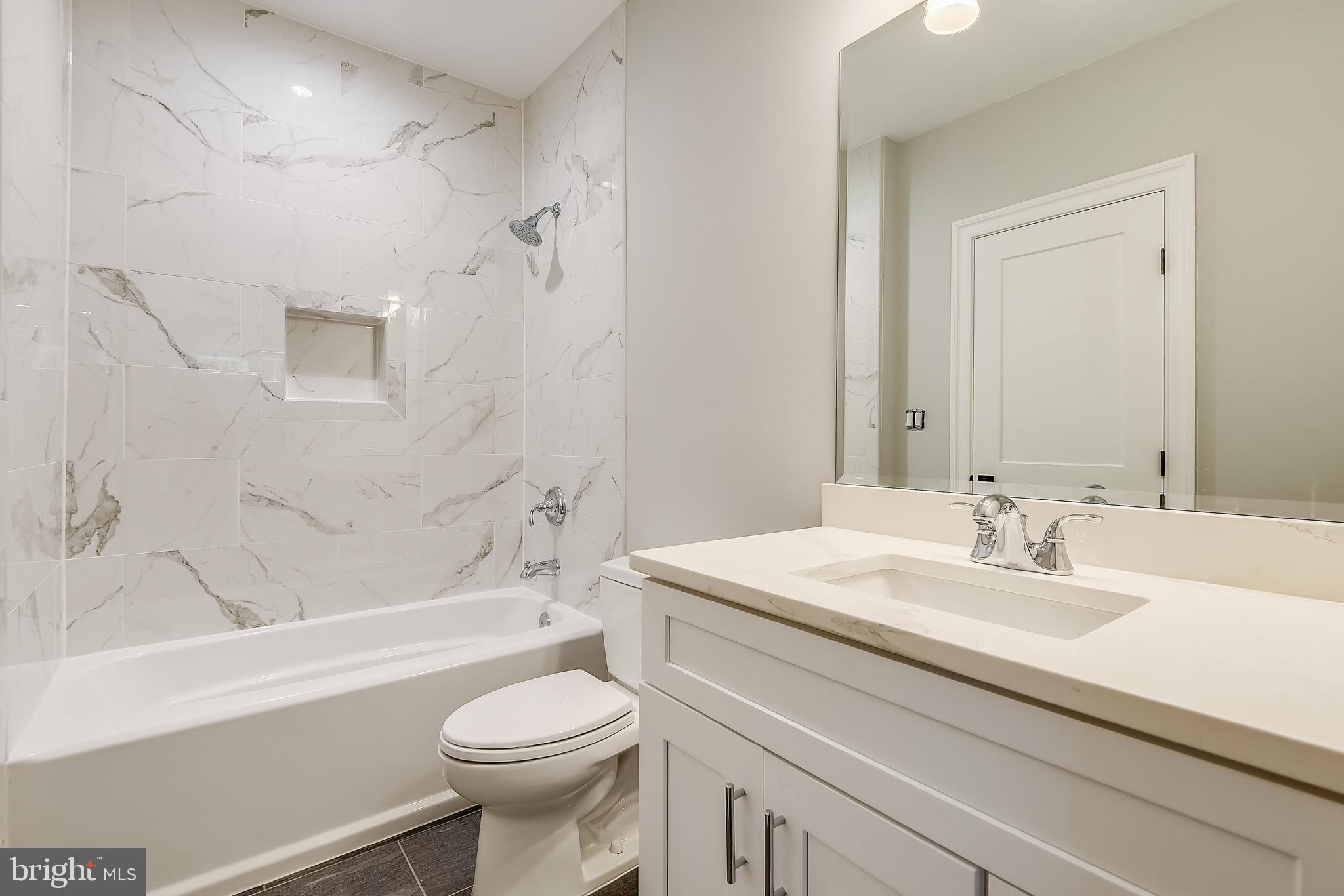 VIENNA WOODS - Residential