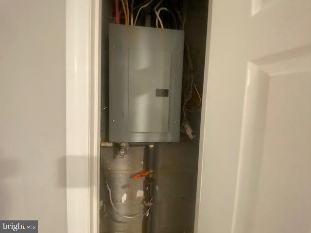 WILDE LAKE - Residential