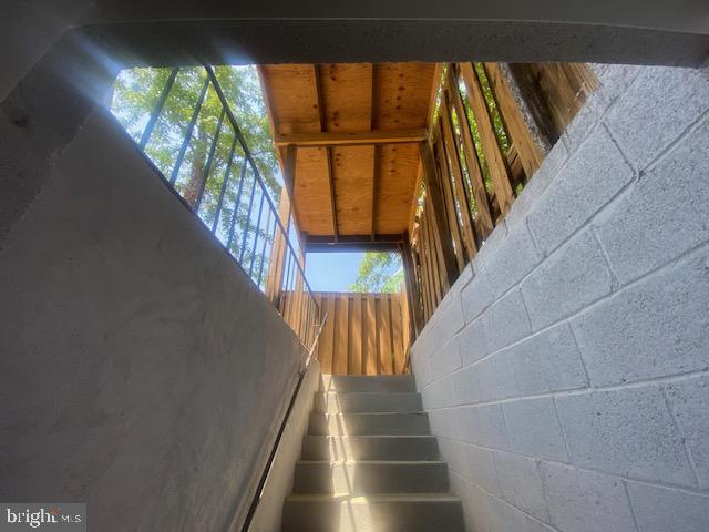 WILDE LAKE - Residential