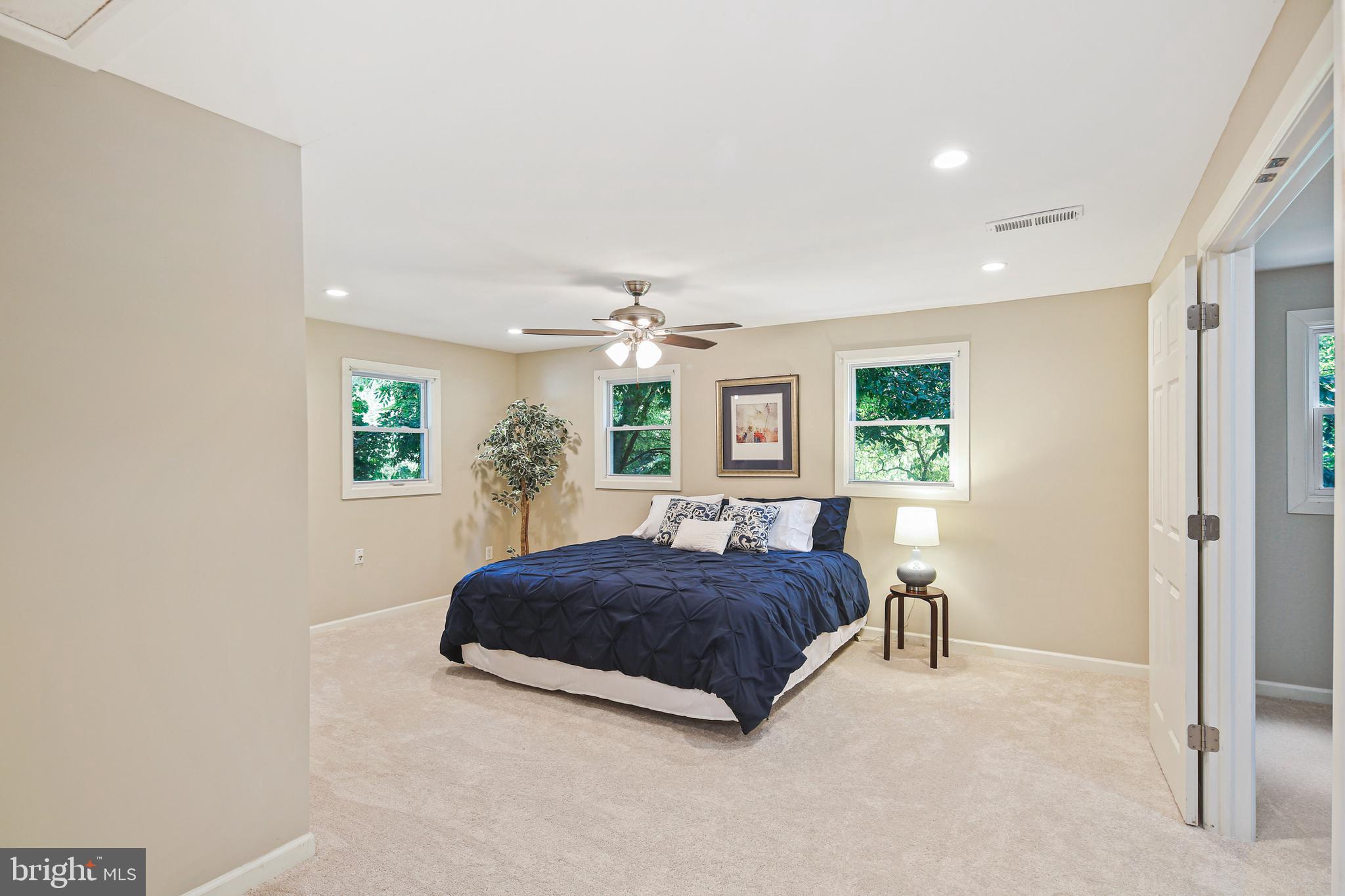 VILLAGE OF LONG REACH - Residential