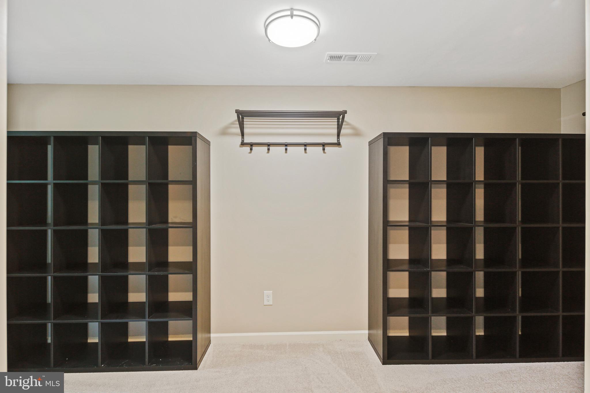 VILLAGE OF LONG REACH - Residential