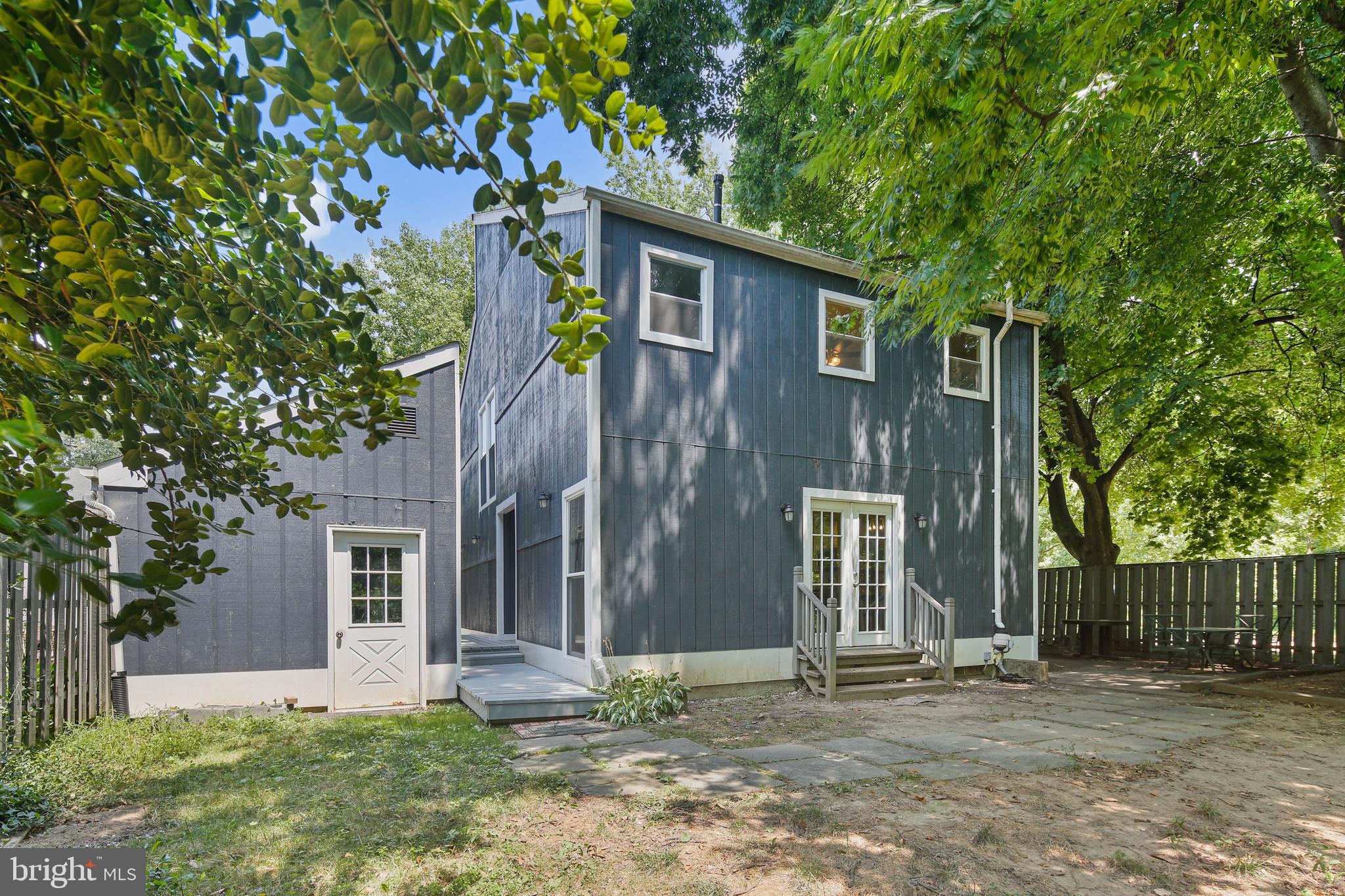 VILLAGE OF LONG REACH - Residential