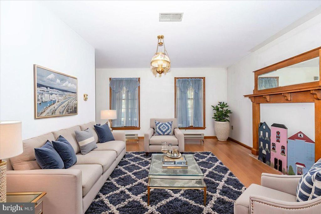 Photo of 4 Shifflett Place, SMITHSBURG, MD 21783 (MLS # MDWA2031078)