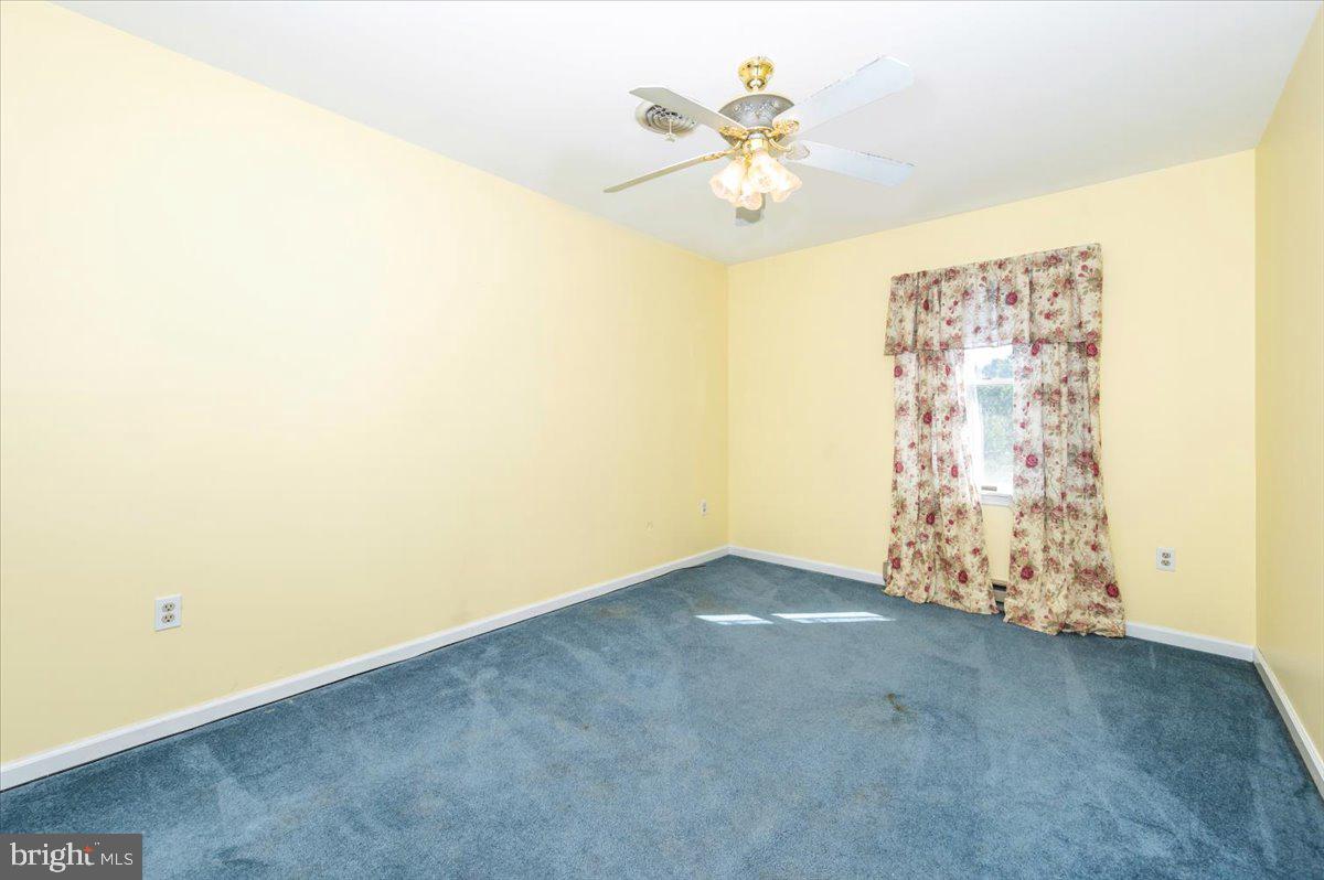 MEADOWS AT GROVE CREEK - Residential