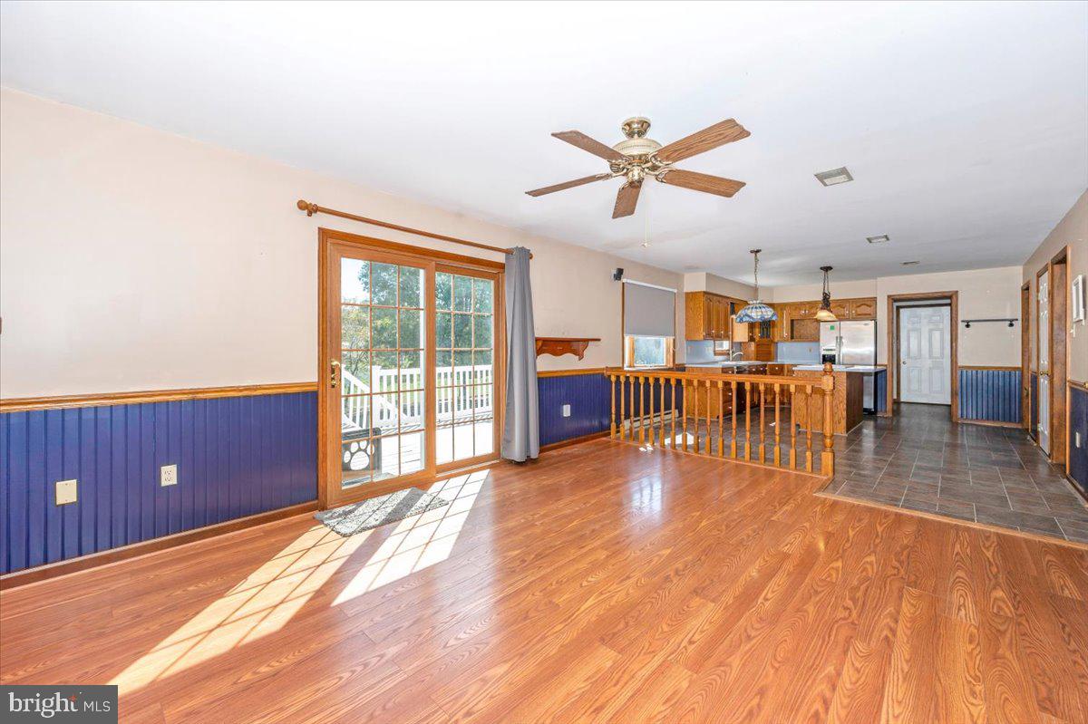 MEADOWS AT GROVE CREEK - Residential